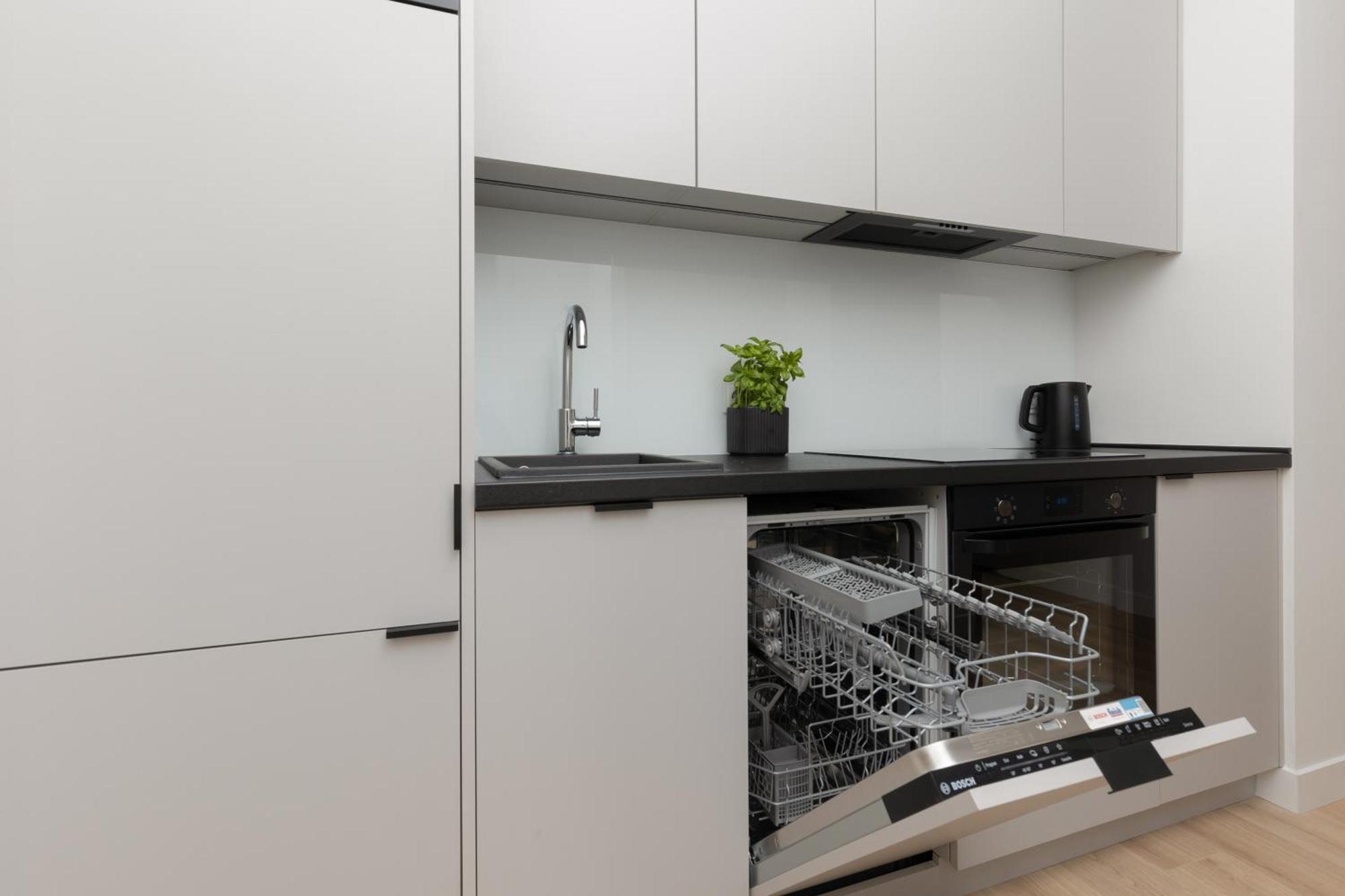 City Panorama Spacious Apartment By Renters Prestige วอร์ซอ ภายนอก รูปภาพ