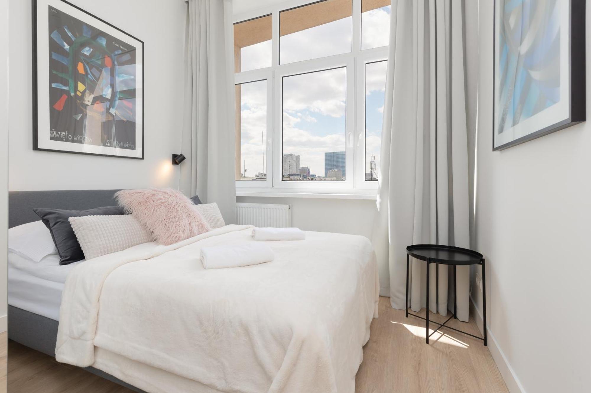City Panorama Spacious Apartment By Renters Prestige วอร์ซอ ภายนอก รูปภาพ